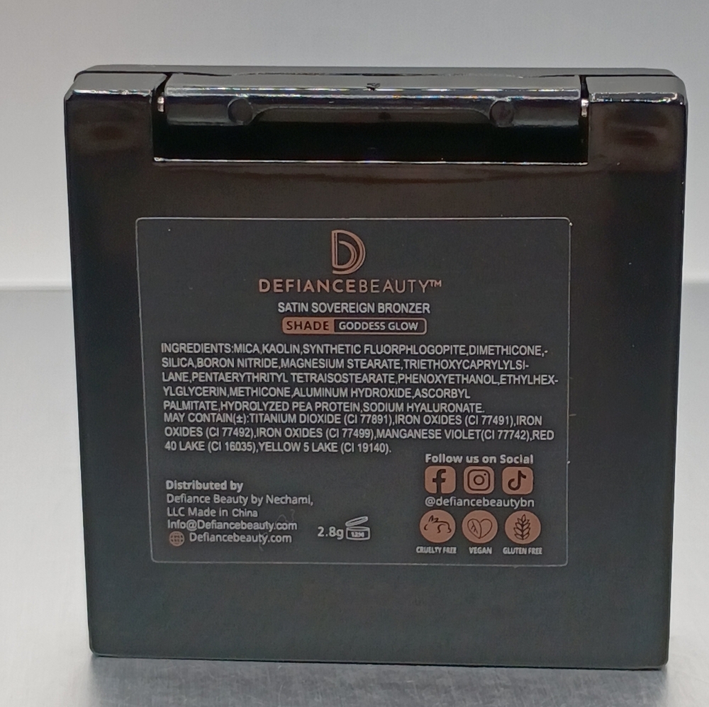 5 For $25 Item🌸 Defiance Beauty Satin Sovereign Bronzer shade GODDESS GLOW - Picture 4 of 4